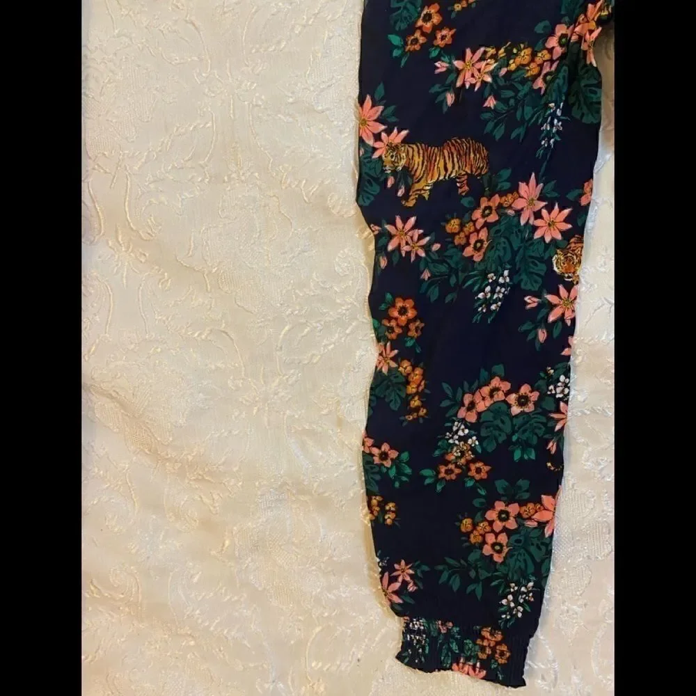 💥Epic threads girls super cute floral print jump suit size : 4 T